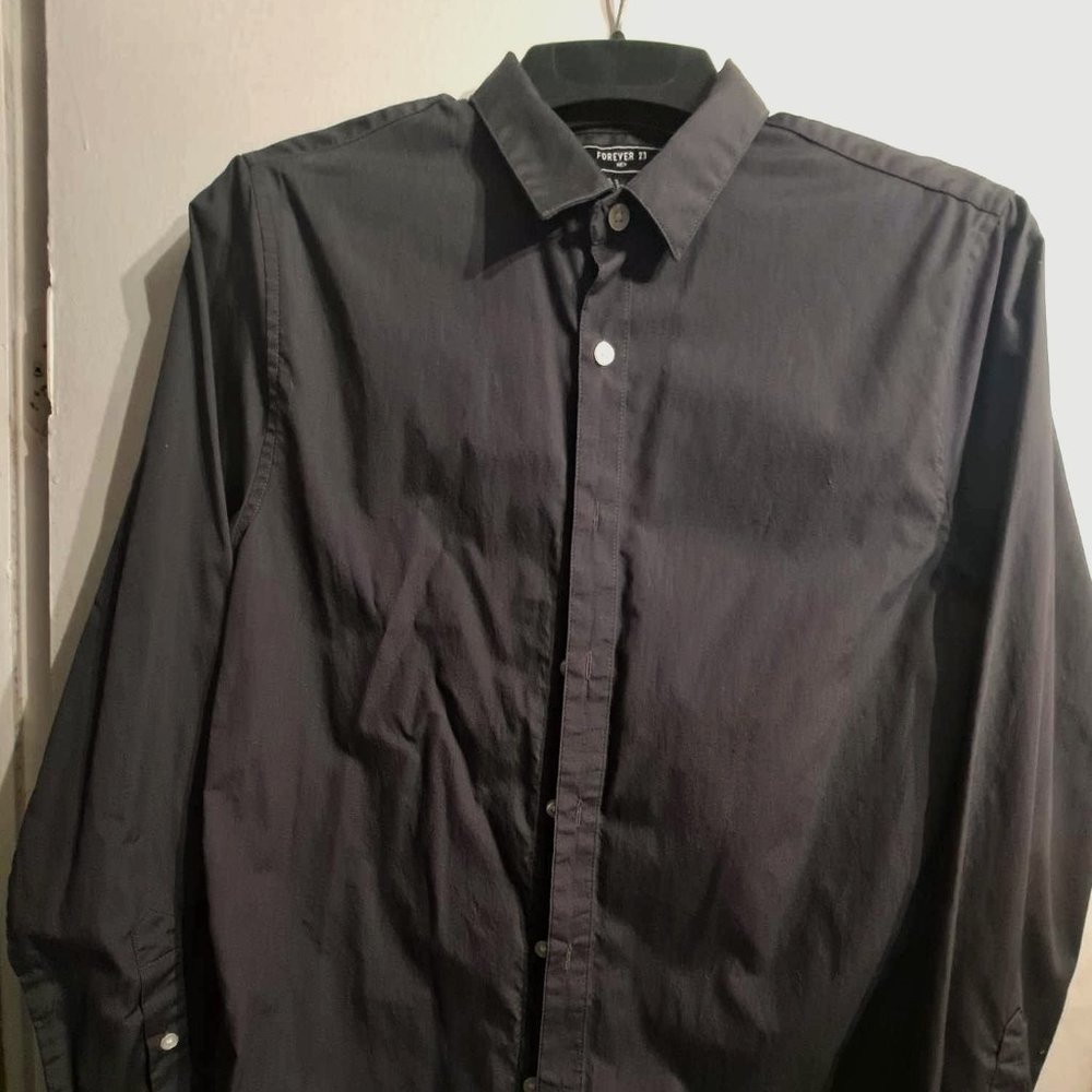 Forever 21 Dark Grey Fitted Dress Shirt (SMALL)